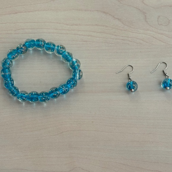 New Aqua Blue Murano Glass Bead Stretch Bracelet  w/ Matching Earrings & Pouch - Picture 2 of 6